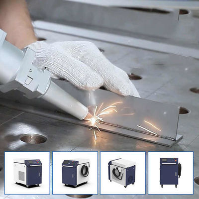 220-240V Power Demand Fiber Laser Welding Machine Handheld untuk kebutuhan pengelasan serbaguna