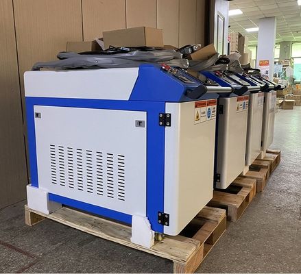 0.2-2mm Fokal Spot Diameter Mesin pembersih laser sempurna untuk hasil