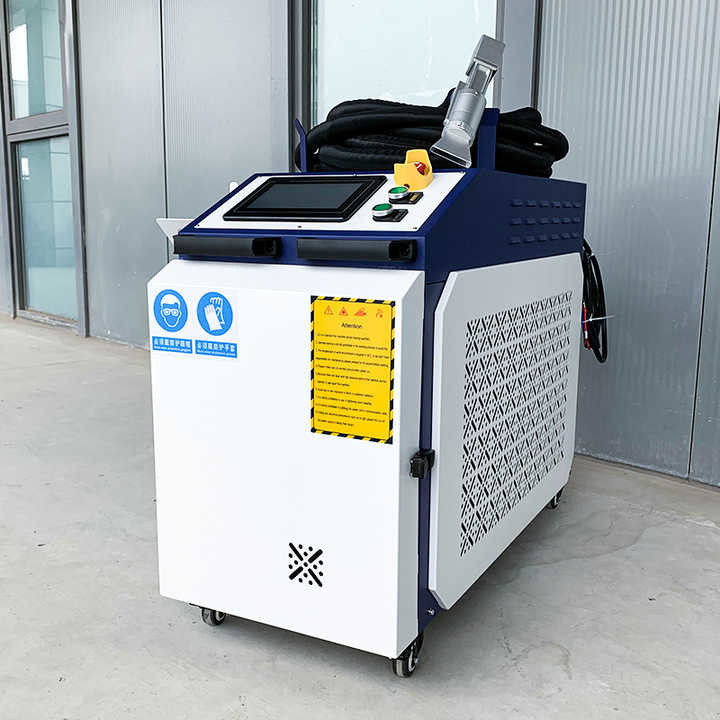 Mesin pembersih laser serat terus menerus 1KW 1.5KW 2000 Watt Laser Cleaner Penghapusan karat